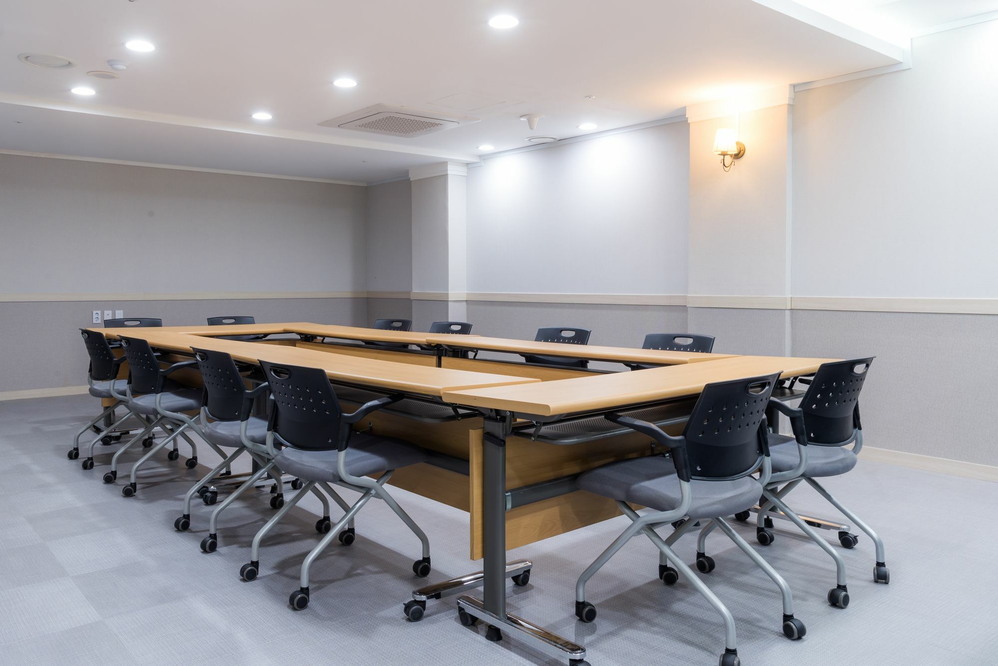 Reborn Suwon Silkroad Hotel מראה חיצוני תמונה