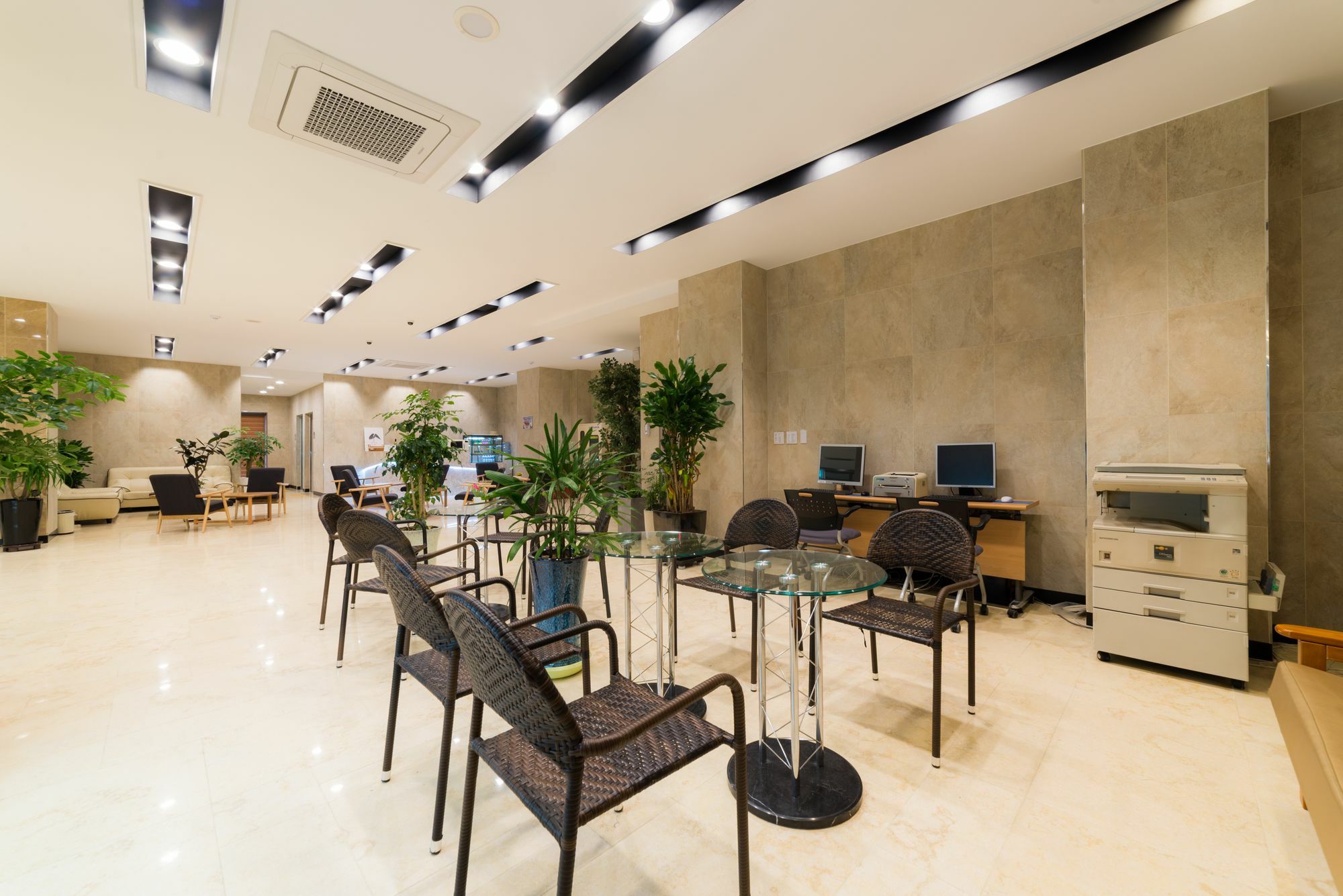 Reborn Suwon Silkroad Hotel מראה חיצוני תמונה